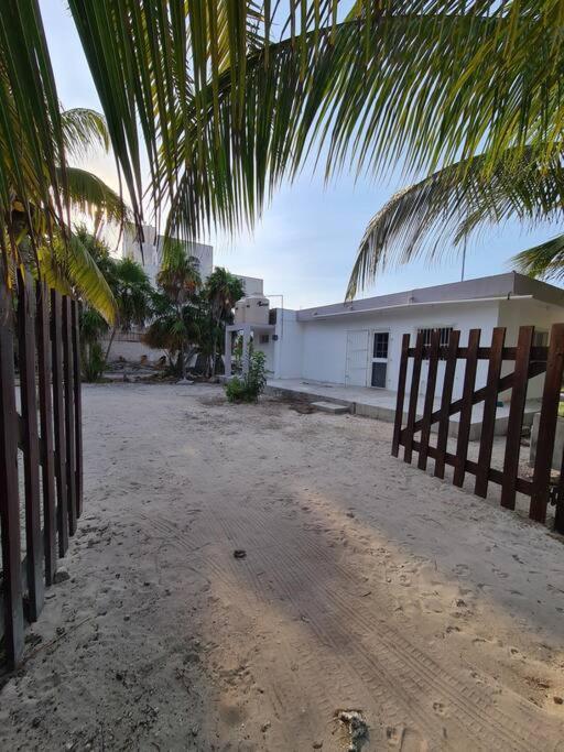 Casa Perla Marina, Pequena Casa Frente A La Playa. Appartement El Cuyo Buitenkant foto